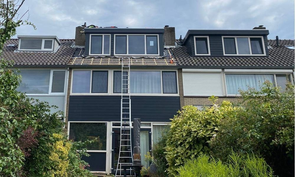 Wat kost een plat dak herstellen in Dirksland?